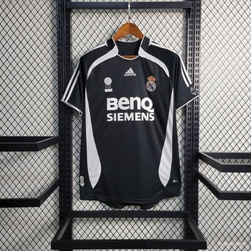 [Premium Quality] Real Madrid Away 2006/07 Retro Jersey