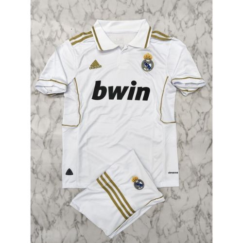 Real Madrid Home 11 12 Retro Full with Shorts