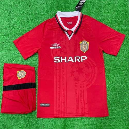 Manchester United Home 1998-99 UCL Final Retro Jersey with Shorts